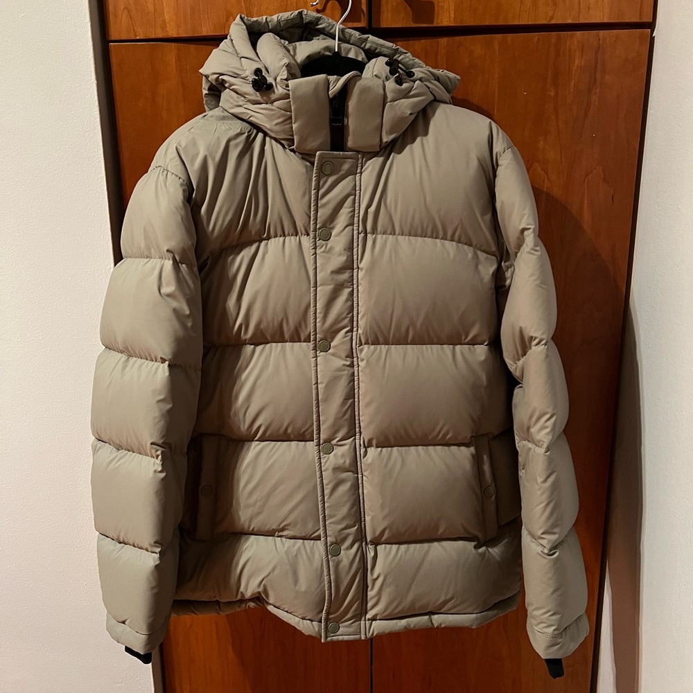 Aritzia Super Puff Jacket